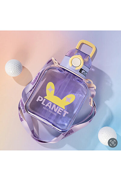 Generic A 900ml plastic water bottle.