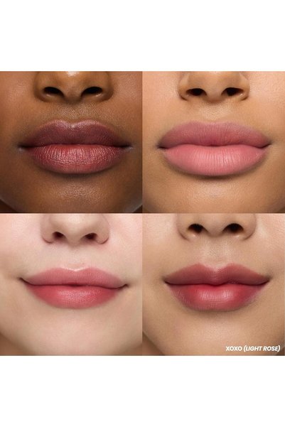 Wonderskin أحمر شفاه سائل غير لامع بلون XOXO