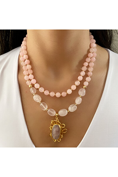 Takkı by Handan Pembe kuvars taşı tasarım kolye.