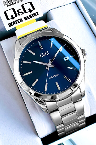 Q&Q Original Quartz Men's Wristwatch Silver Color Steel Band 5 Atm Water Resistant -Gift Bracelet Qqe2001C8