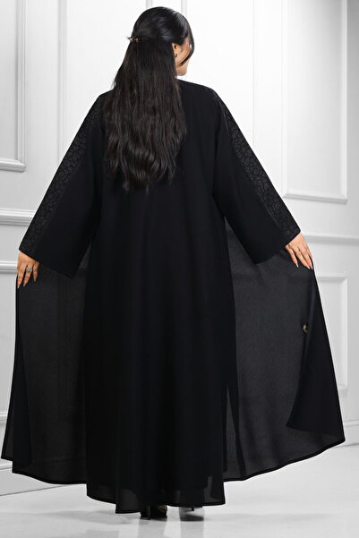 ROZA ABAYA Half-circle abaya woven from luxurious crepe fabric with a free headscarf