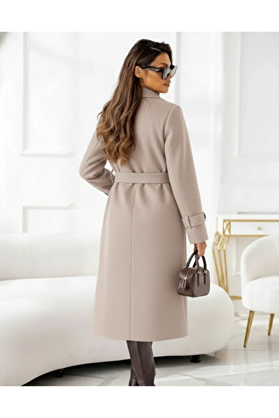 UniqueStore.ro Elegant beige coat with drawstring and gold buttons