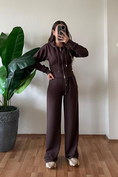 Nazline Women's Sweatshirt Sweatpants 2-Piece Top and Bottom Set