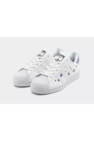 adidas Superstar J Sneakers