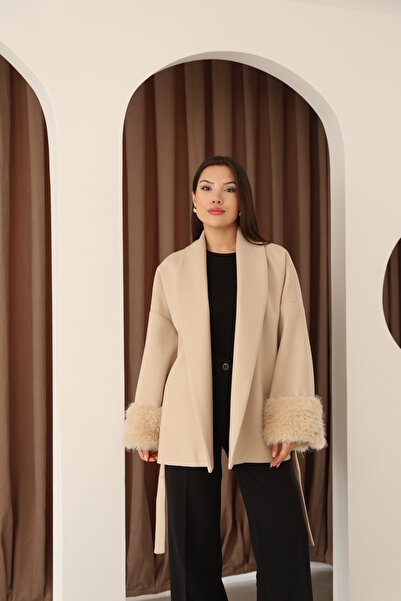 Leo Ferre Women's Stylish Winter Short Cashmere Coat with Belt.1191