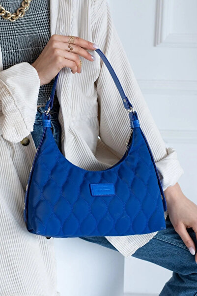 Glowfit Shine Your Shape Kadın Saks Mavi Kapitone Desenli Baget Omuz Çantası,...