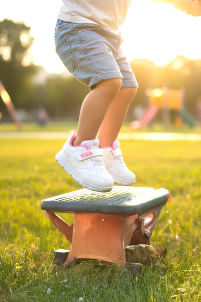 Bebek Sepeti حذاء رياضي يومي للأطفال خفيف الوزن ومريح وناعم مع نعل من الفوم ذ...