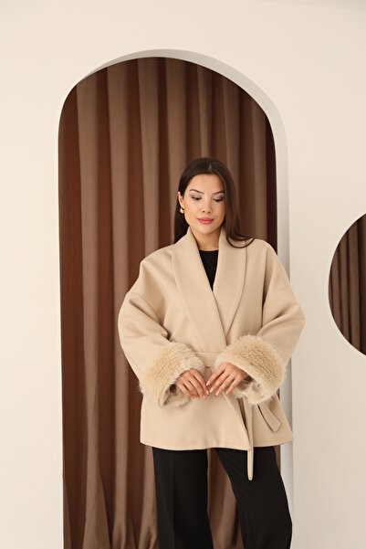 Leo Ferre Women's Stylish Winter Short Cashmere Coat with Belt.1191