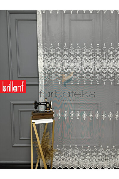 Brillant Straight-Cut No-Pleat Sunshade Model Tulle Curtain