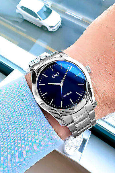 Q&Q Original Quartz Men's Wristwatch Silver Color Steel Band 5 Atm Water Resistant -Gift Bracelet Qqe2001C9