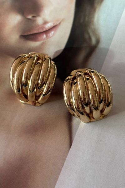 Trendy Butik Gold Vintage Earrings