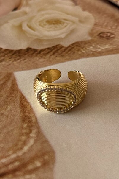 Trendy Butik Vintage Oval Detailed Ring