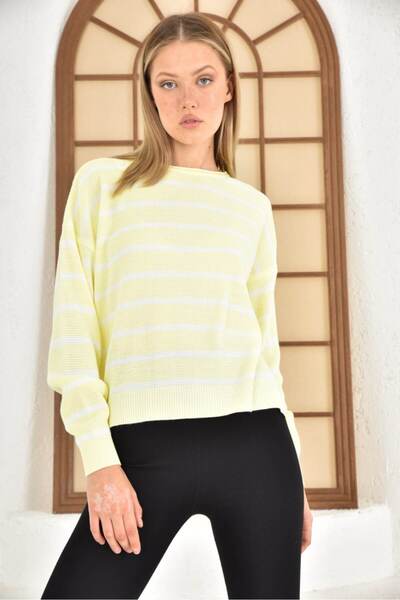Noi Belis Basic Oversized Striped Crew Neck Knitwear Sweater Aw25Kz0110