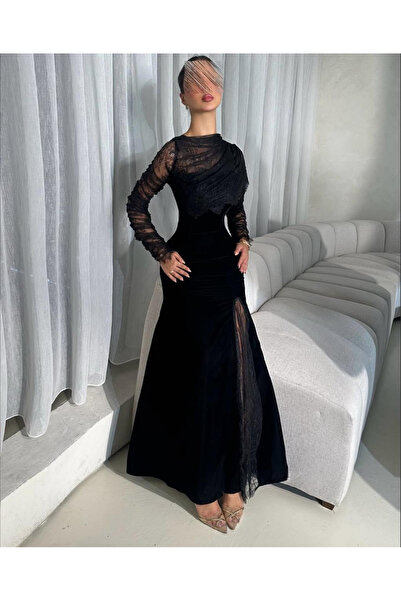 Viola Elegant velvet dress with black lace