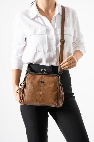 H&D COLLECTİON Washed Leather Clip-On Zippered 3-Compartment Scholarship Shoulder Bag Tan Model: (571-13t)