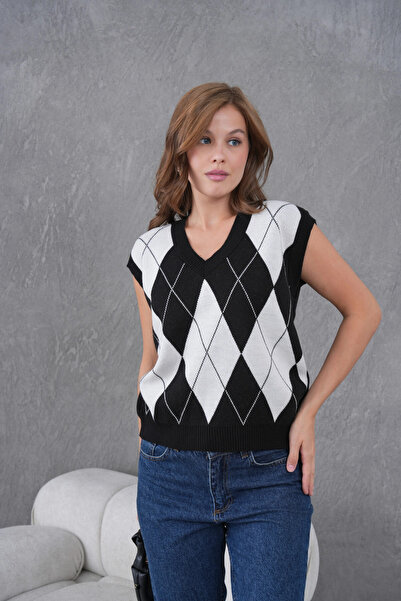 Park Karon Women's V-Neck Argyle Patterned Knitwear Sweater