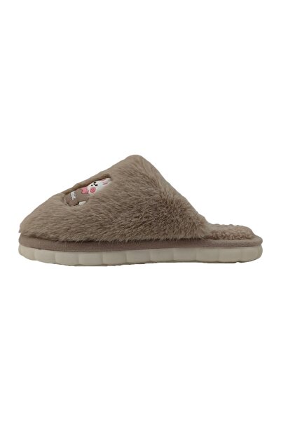 OEM Fluffy, warm and relaxing house slippers, stylish, cheerful and unique slippers, for women, L689