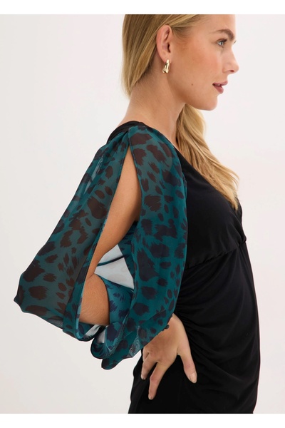 Şans Women's Plus Size Black, Sleeve Chiffon Detail, Wrap Neck Dress 65N39263