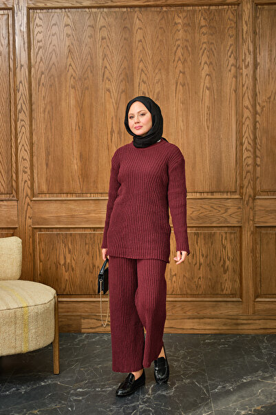 LOCCO Women's Crew Neck Knitwear Suit Claret Red