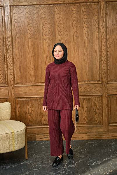 LOCCO Women's Crew Neck Knitwear Suit Claret Red