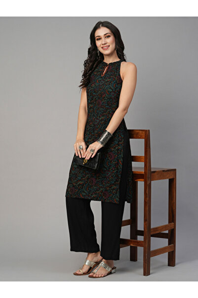 Globus By Styli Black Keyhole Ethnic Print Straight Kurta with Pants Set