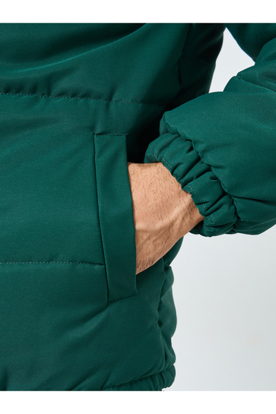 Styli Men Green Oversized Puffer Jacket