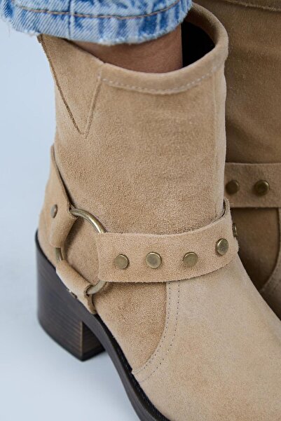 Manijero (Lukka) Women's Genuine Leather Biker Trock Sand Boots