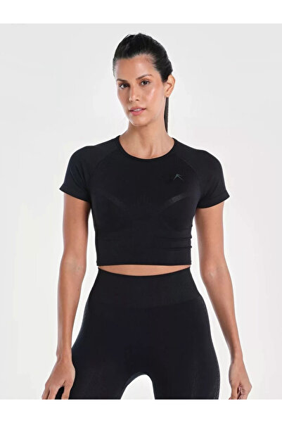 Wizard By Styli Women Black Solid Impact Seamless Crop Top