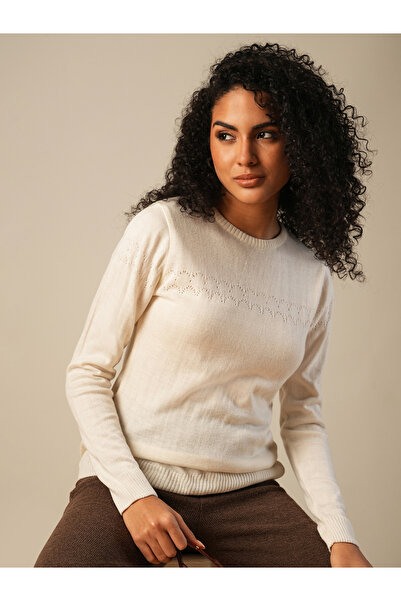 Globus By Styli Women Off White Ribbed Sweater