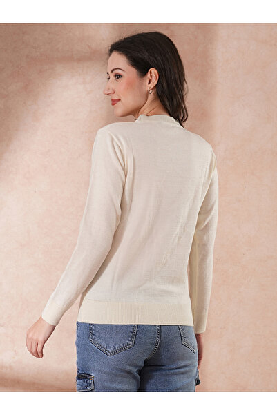 Globus By Styli Women White Solid Embellished Sweater