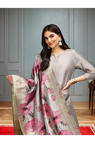 Ishin By Styli Grey Straight Kurta with Pants and Dupatta Set