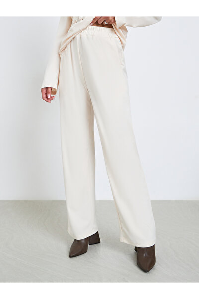 Styli Solid Belted Top and Wide Leg Trousers Co-ords