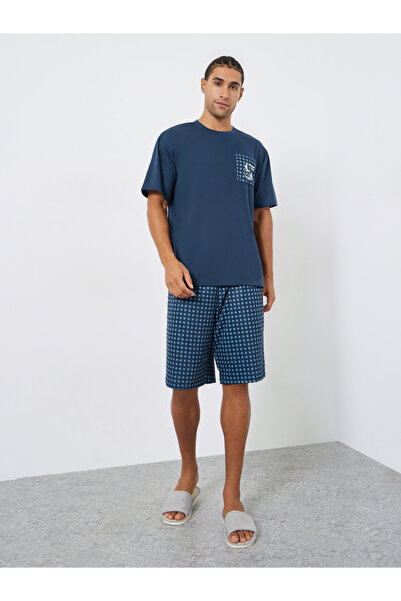 Styli Men Navy Checked Relaxed Fit T-Shirt and Shorts Set