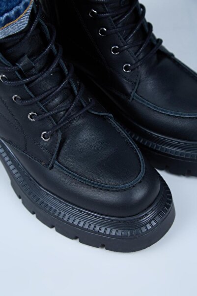 Manijero Ayra Women's Genuine Leather Lace-Up Pointed Toe Black Boots