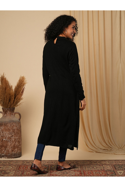 Globus By Styli Placement Weave Knitted Loose Fit Winter Wear Kurta