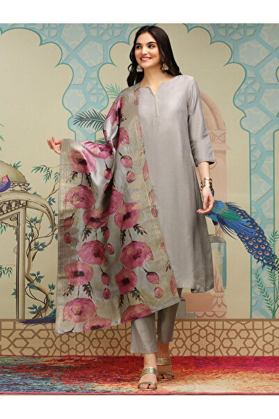 Ishin By Styli Grey Straight Kurta with Pants and Dupatta Set