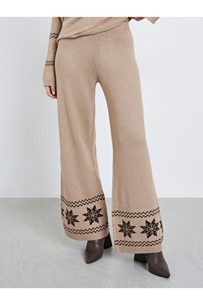 Take Two By Styli Retro Graphic Round Neck Knit Top and Pants Co-Ords