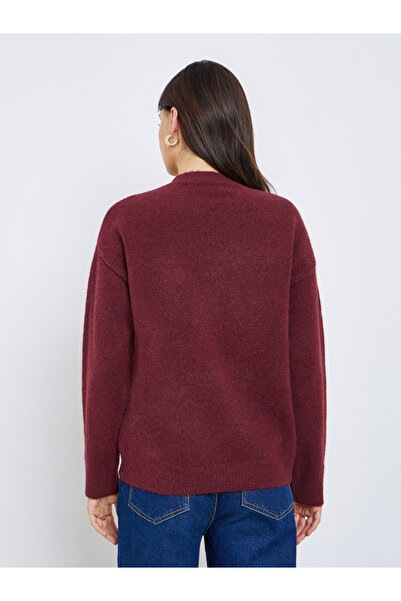 Styli Regular Fit Regular Length Sweater with Scarf