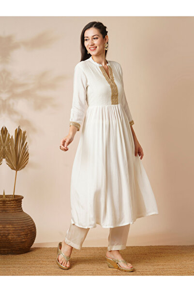 Globus By Styli Mandarin Collar Gotta Lace Yoke A-Line Ethnic Kurta