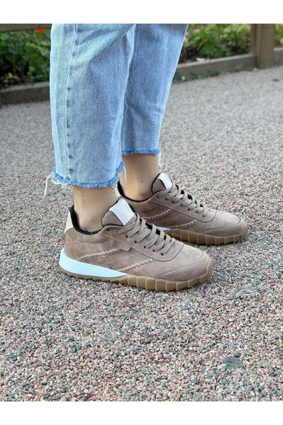 LABRONA Women's Lace-Up Colorful Sole Sneaker Walking Shoes