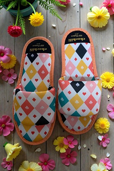 Chochili Unisex White Poker Patterned Open-Front House Slippers