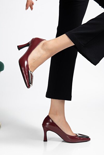 ALTIN TOPUK Burgundy Women's Buckle Detailed Heeled Shoes Stiletto