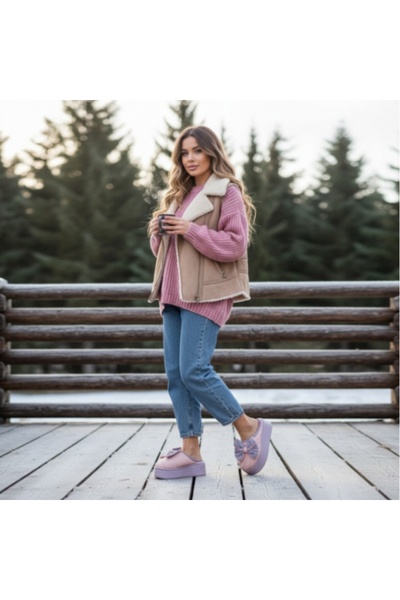 OEM Fluffy, warm and relaxing house slippers, stylish, cheerful and unique slippers, for women, L723