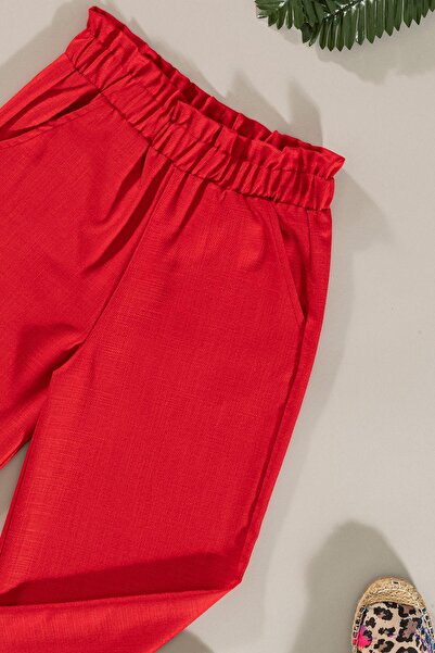 FOR YOU MODA Rotes Hosen-Set mit Spitzendetails an den Taschen