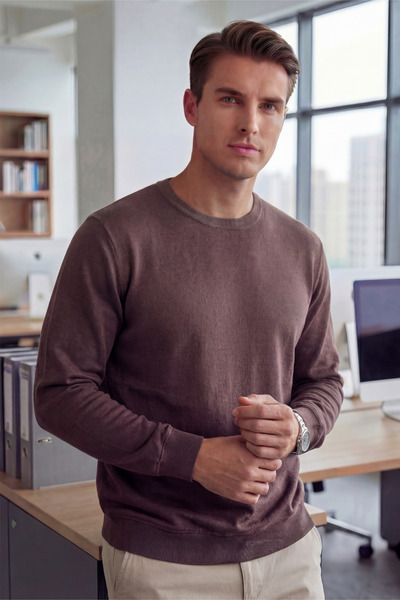 Veleno سترة رجالية بنية اللون من قماش سالونيك بياقة دائرية، تصميم مريح مع أكم...