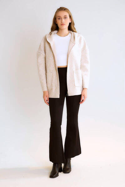 Robin Oversized Hooded Boucle Coat (Suitable for Sizes 38-48.)