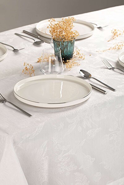 Lucien Home Jacquard Dartless Tablecloth