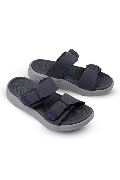 Water Fish Casual sandals with adjustable Velcro straps