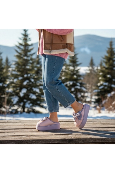 OEM Fluffy, warm and relaxing house slippers, stylish, cheerful and unique slippers, for women, L723