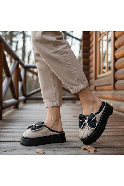 OEM Fluffy, warm and relaxing house slippers, stylish, cheerful and unique slippers, for women, L723